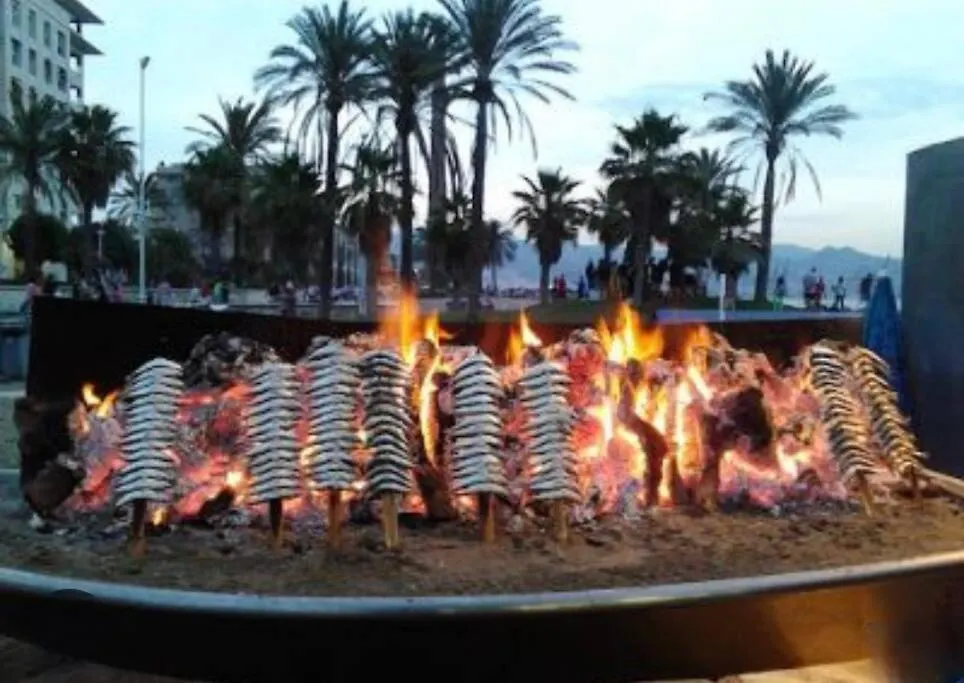 Alojamiento A 10 Minutos De La Playa Benalmadena