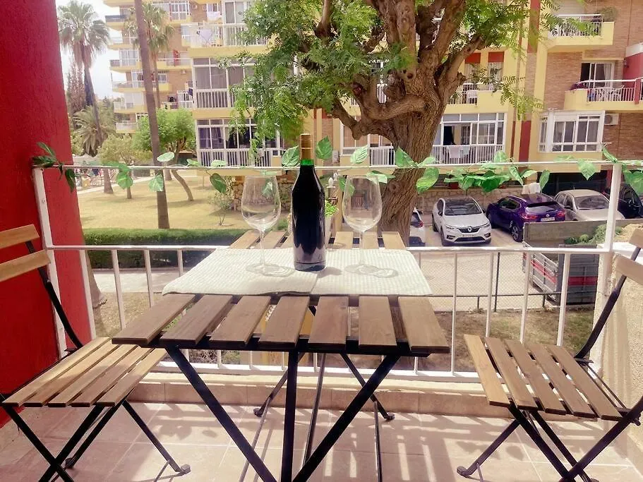 Alojamiento A 10 Minutos De La Playa Benalmadena